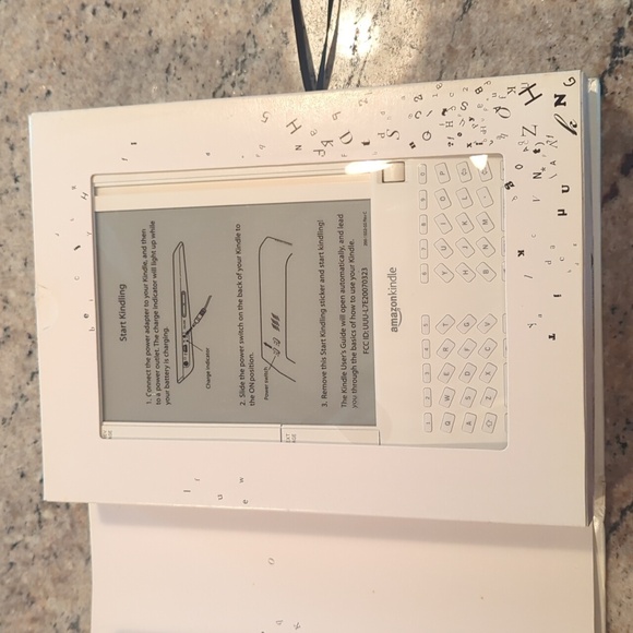 NEW Original Amazon Kindle - Picture 2 of 10